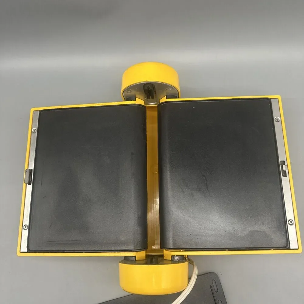 Oscar Mayer ​Yellow Bacon Press & Griddle Model OMFBG2YW Nostalgia Products Rare